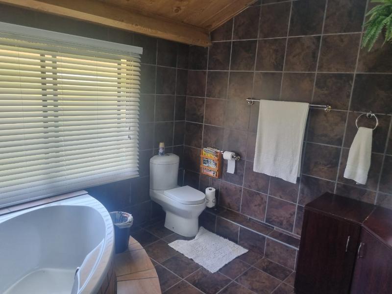 5 Bedroom Property for Sale in Ceres Western Cape